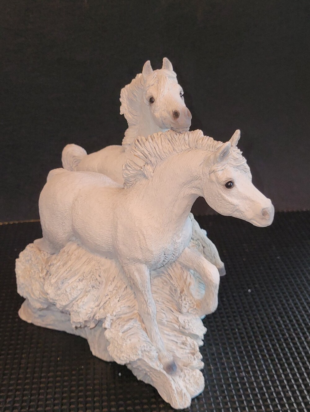 Sea Horses - United Design Stone Critters Figurine - Picture 2 of 8